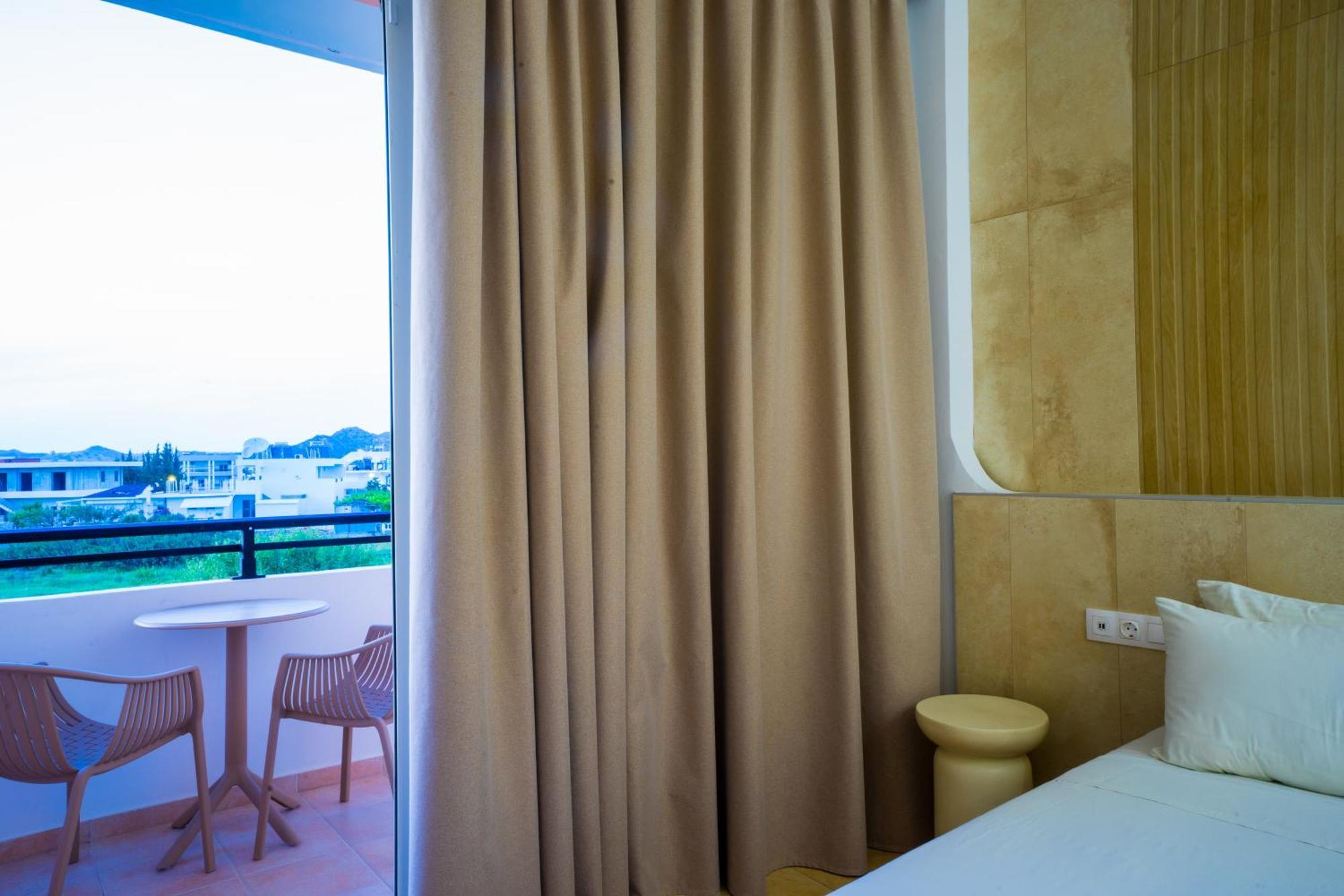 Diamond Apartments Фаліракі Екстер'єр фото